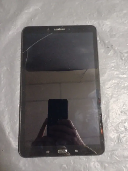 SAMSUNG GALAXY TABLET - MODEL UNSPECIFIED