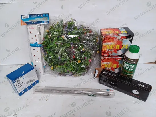 BOX TO CONTAIN APPROX. 20 X ASSORTED HOUSEHOLD PRODUCTS, INCLUDES EXTENSION LEAD, CUTLERY RECORDABLE DISCS ETC