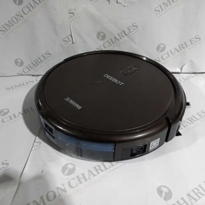 DEEBOT FLOOR CLEANING ROBOT DN622.11 4480545Simon Charles Auctioneers