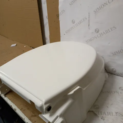 INVACARE AQUATEC TOILET SEAT RAISER