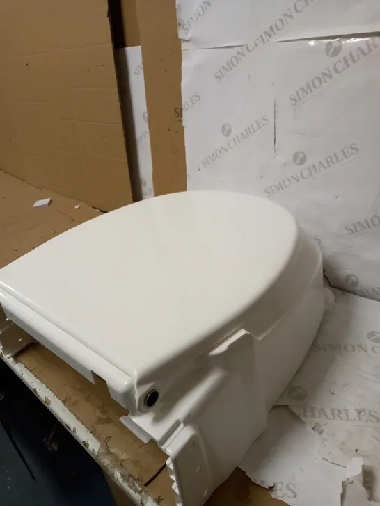 INVACARE AQUATEC TOILET SEAT RAISER