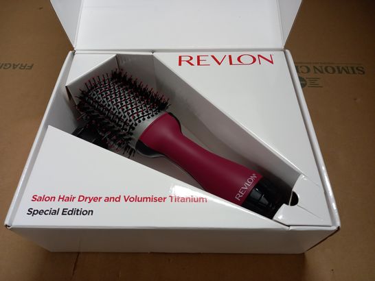 BOXED REVLON SALON HAIR DRYER AND VOLUMISER