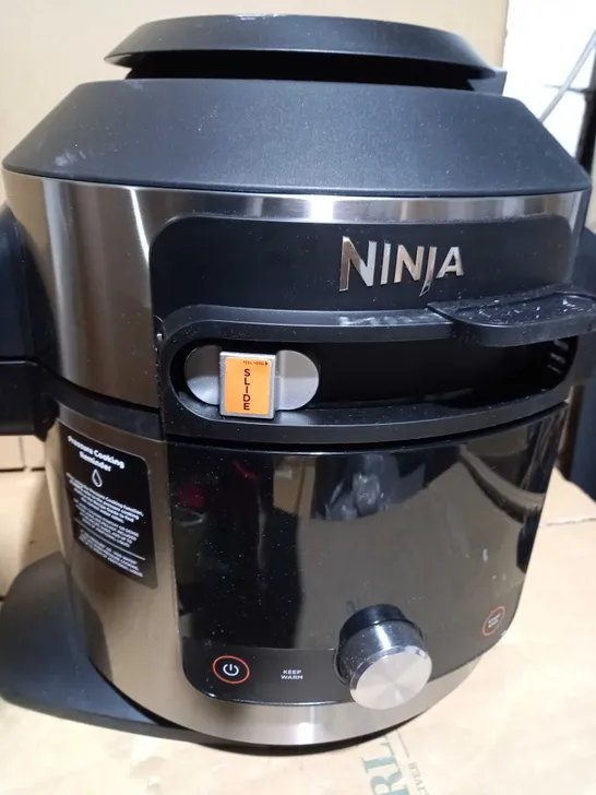 NINJA FOODI SMARTLID 7.5L MULTI COOKER & AIR FRYER