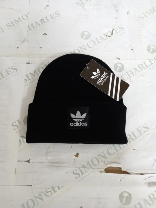 ADIDAS ORGINALS BEANIE IN BLACK