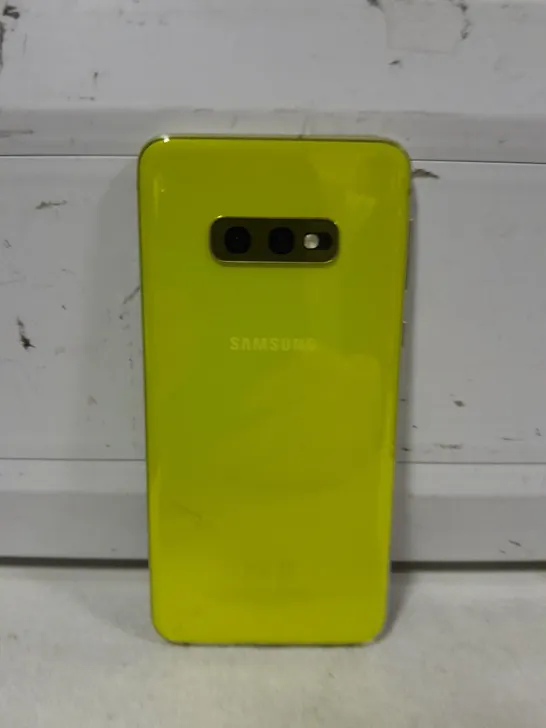 SAMSUNG GALAXY S10E MOBILE PHONE