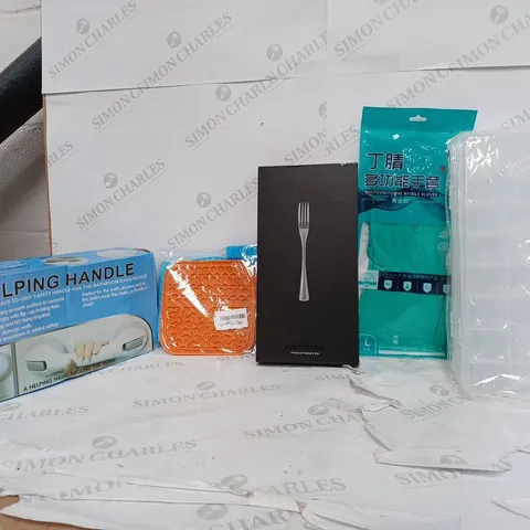 BOX OF APPROX 17 ITEMS TO INCLUDE - HELPING HANDLE - KINGTUHUA FLATWARE SET - SET OF 3 STORAGE BOXES CLEAR ECT 