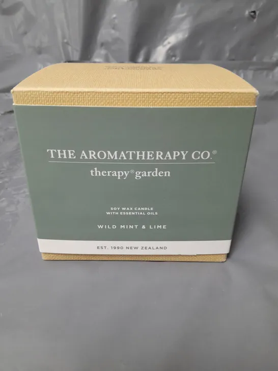 THE AROMATHERAPY CO THERAPY GARDEN WILD MINT & LIME SCENTED CANDLE - COLLECTION ONLY - GLASS JAR