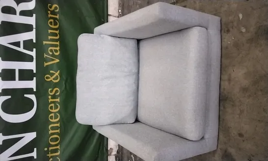 QUALITY DESIGNER CLOUDY GREY FABRIC ARMCHAIR