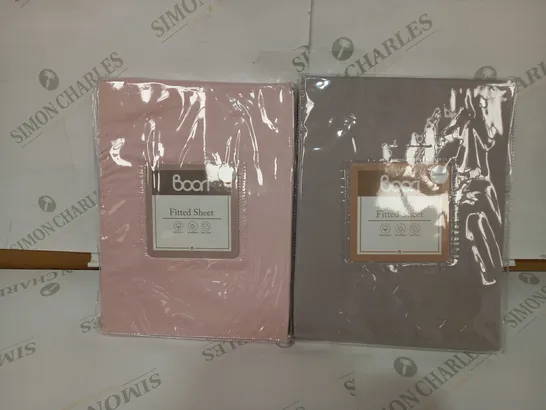 LOT OF 2 BOORI COT FITTED SHEETS IN GREY AND PINK