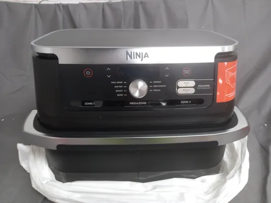 BOXED NINJA 10.4L FOODI FLEXDRAWER DUAL AIR FRYER AF500UK IN BLACK