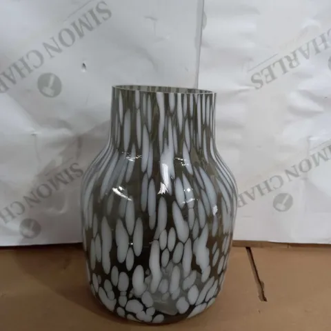 JM LARGE VASE