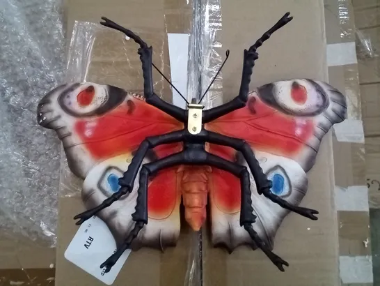 BOXED BUTTERFLY WALL DECORATION