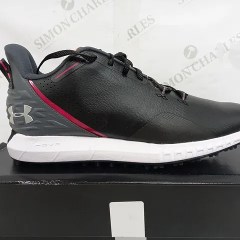 BOXED PAIR OF UNDER ARMOUR UA HOVR DRIVE SL WIDE SHOES IN BLACK - UK 10