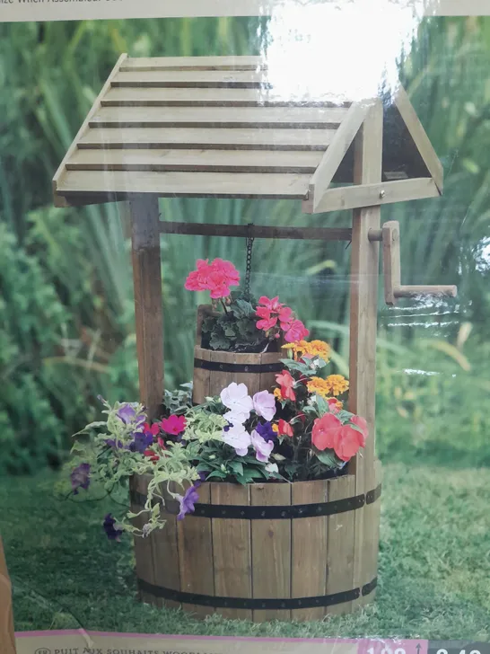 LARGE WISHING WELL GARDEN ORNAMENT 