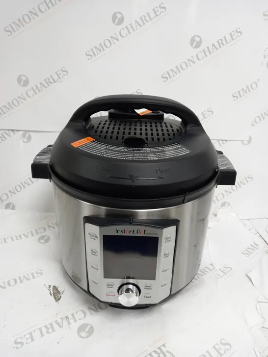 BOXED INSTANT POT DUO EVO PLUS 10-IN-1 PRESSURE COOKER 