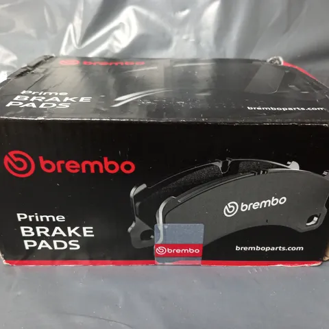 BOXED AND SEALED BREMBO PRIME BRAKE PADS (FOR BMW 5, 6 CONVERTIBLE)