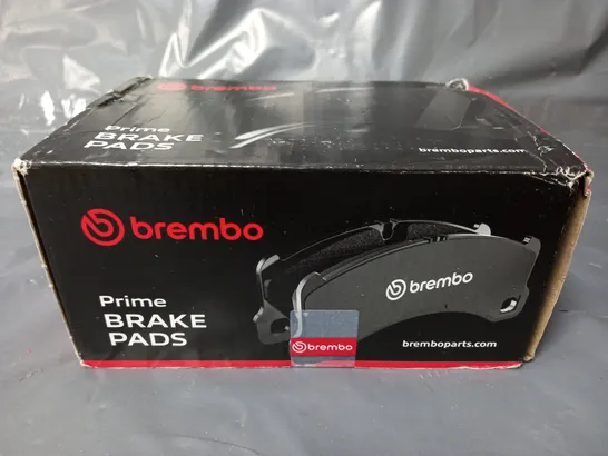 BOXED AND SEALED BREMBO PRIME BRAKE PADS (FOR BMW 5, 6 CONVERTIBLE)