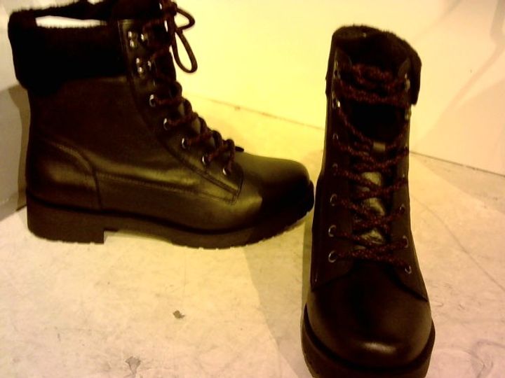 vionic zoey lace up boot
