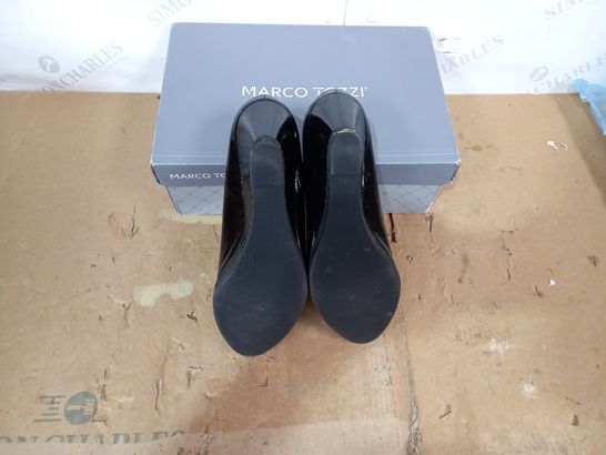 BOXED PAIR OF MARCO TOZZI WEDGE HIGH HEELS SIZE 37