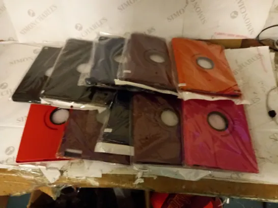 BOX OF 10 WALLETS FOR IPAD, IN VARIOUS COLOURS