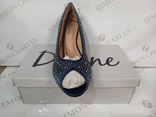 BOXED PAIR OF DIVINE WEDGE HEEL SLIP-ON SHOES IN NAVY W. JEWEL EFFECT SIZE 7