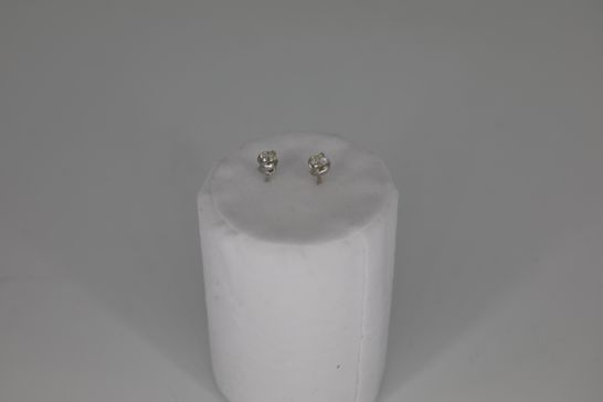 18CT WHITE GOLD STUD EARRINGS SET WITH DIAMONDS WEIGHING +0.61CT RRP £1800