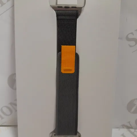 APPLE WATCH 49MM BLACK/GREY TRAIL LOOP - M/L