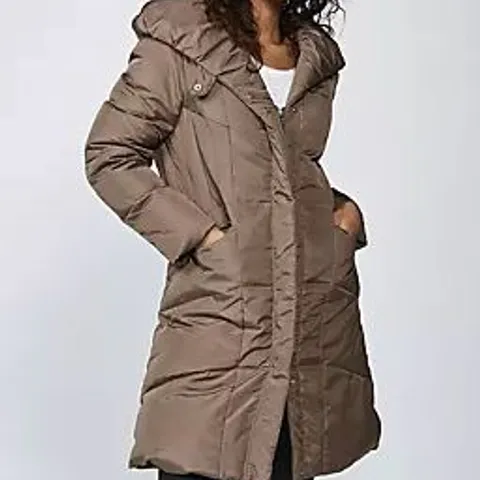 CENTIGRADE MACHINE WASHABLE FEATHER & DOWN HOODED COAT CARAMEL MEDIUM