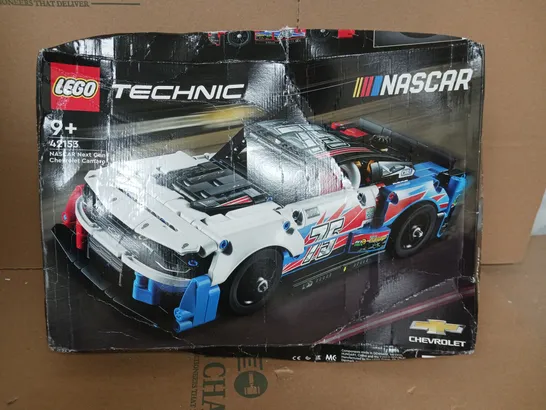 BOXED LEGO TECHNIC NASCAR NEXT GEN CHEVROLET CAMARO - 42153