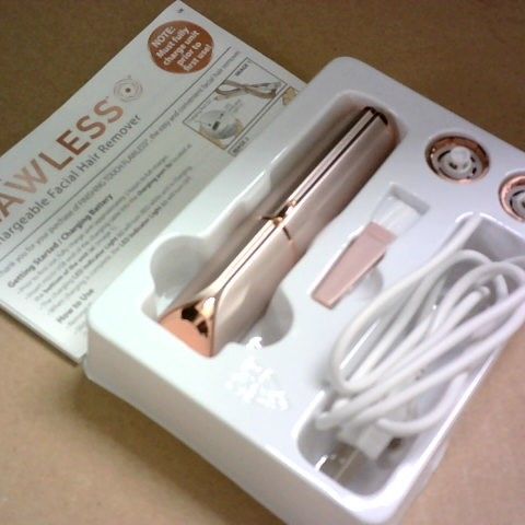 FLAWLESS RECHARGEABLE FACIAL HAIR REMOVER
