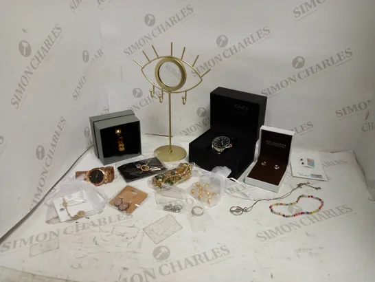 LOT OF APPROXIMATELY 15 ASSORTED JEWELLERY ITEMS, TO INCLUDE WATCHES, NECKLACES, JEWELLERY STAND, ETC