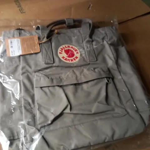 FJALLRAVEN KANKEN GREY HANDBAG 