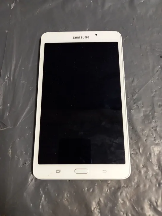 SAMSUNG GALAXY TAB A 2016 IN WHITE