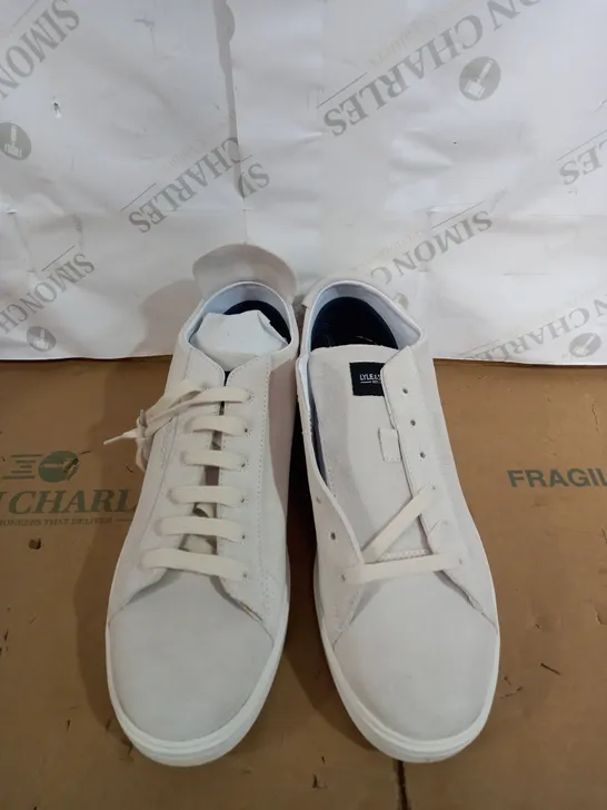 LYLE AND SCOTT OFF WHITE TRAINERS SIZE 12