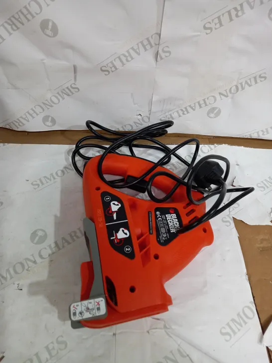 BLACK & DECKER SCORPION POWERED HANDSAW