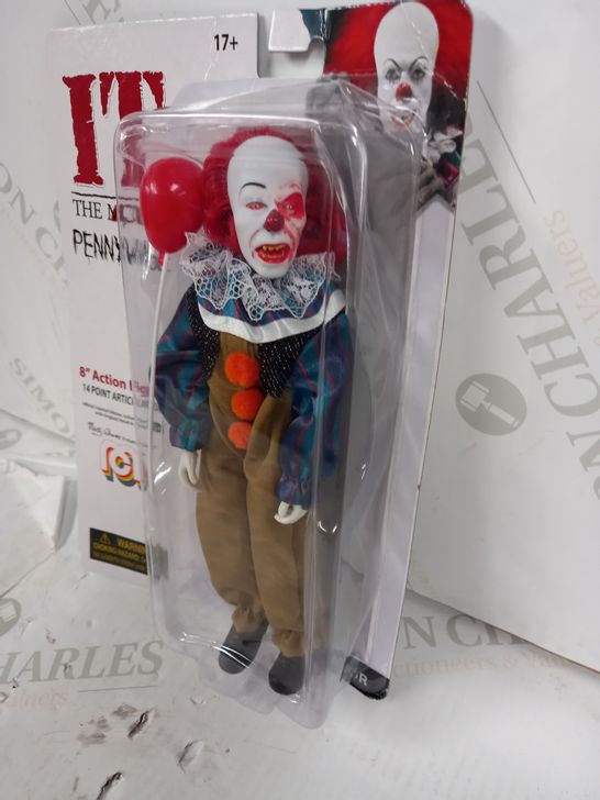 IT THE MOVIE PENNYWISE 8" ACTION FIGURE 17+