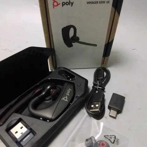 BOXED POLY VOYAGER 5200 UC HEADSET 