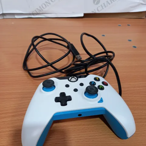 PDP ION WHITE XBOX WIRED CONTROLLER