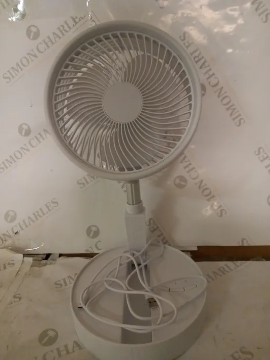 BELL & HOWELL RECHARGEABLE EXTENDABLE DESK & FLOOR FAN, WHITE