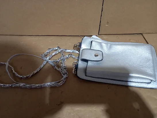 FRANK USHER PHONE POUCH - SILVER METALLIC