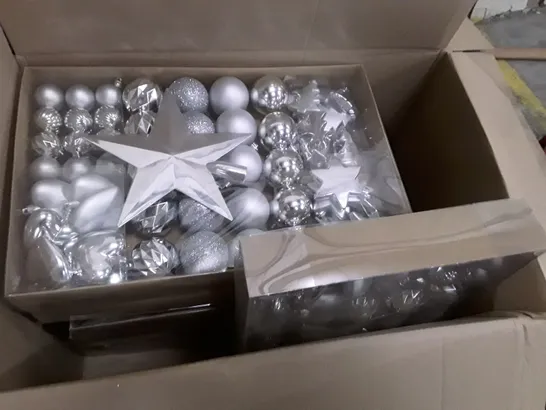 BOX CONTAINING APPROXIMATELY 7 BRAND NEW 60 SILVER BAUBLE PACKS