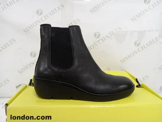 BOXED PAIR OF FLY LONDON HEELED DAKOTA BLACK BOOTS - EU 38