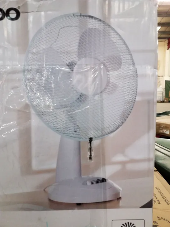 BOXED DAEWOO 12 INCH DESK FAN