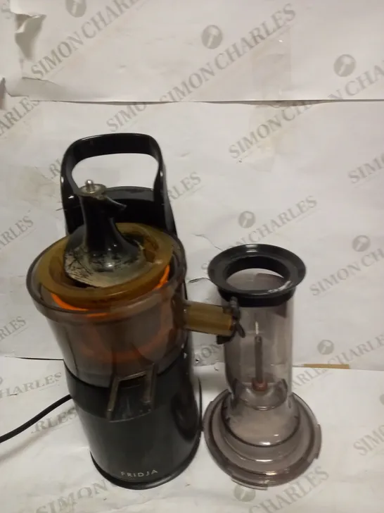 FRIDJA MASTICATING JUICER - BLACK (F1900)