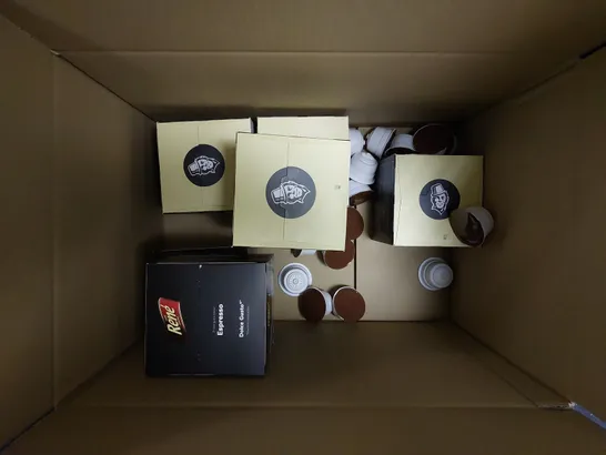 BOX OF APPROX 10 ITEMS TO INCLUDE RENE ESPRESSO PODS, KAFFEKAPSLEN LATTE MACCHIATO PODS, SENSO NO TURNO LATTE CREME BRULEE