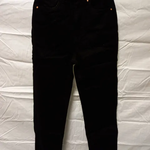 BOX OF 2 BRAND NEW COTTON:ON STRETCH MOM JEANS - BLACK SIZE AUS 6	