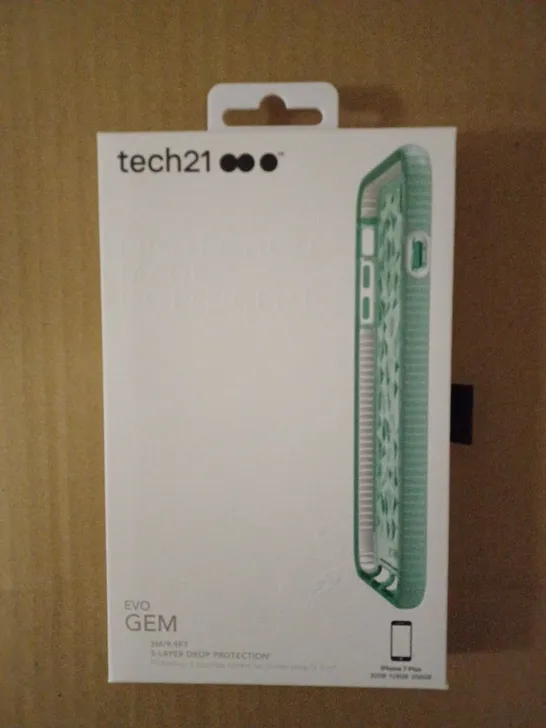 LOT OF APPROXIMATELY 50 BRAND NEW BOXED TECH 21 EVO GEM CASE WITH 9.9FT 3-LAYER DROP PROTECTION FOR IPHONE 7 PLUS T21-5429 GREEN