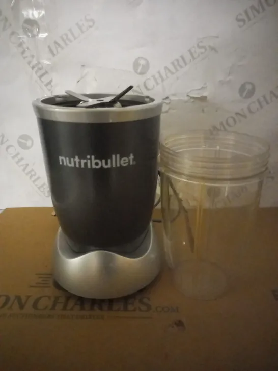 NUTRIBULLET 600 SERIES HIGH SPEED BLENDER