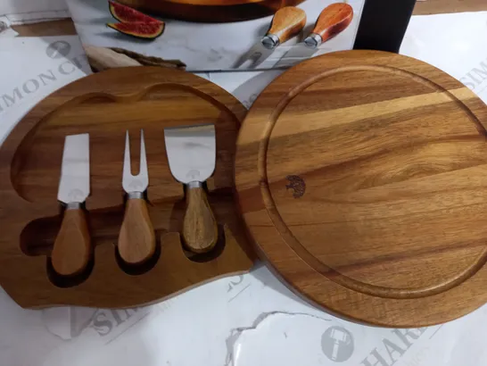 BARBARY & OAK ROUND ACACIA WOOD CHEESEBOARD SET