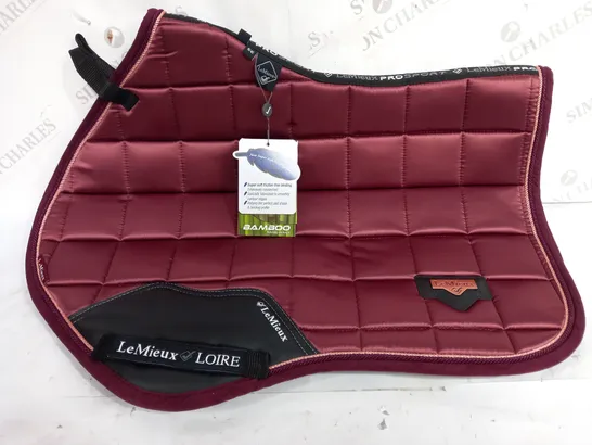 LEMIEUX LOIRE SATIN CLASSIC CLOSE CONTACT SQUARE PAD FOR HORSE